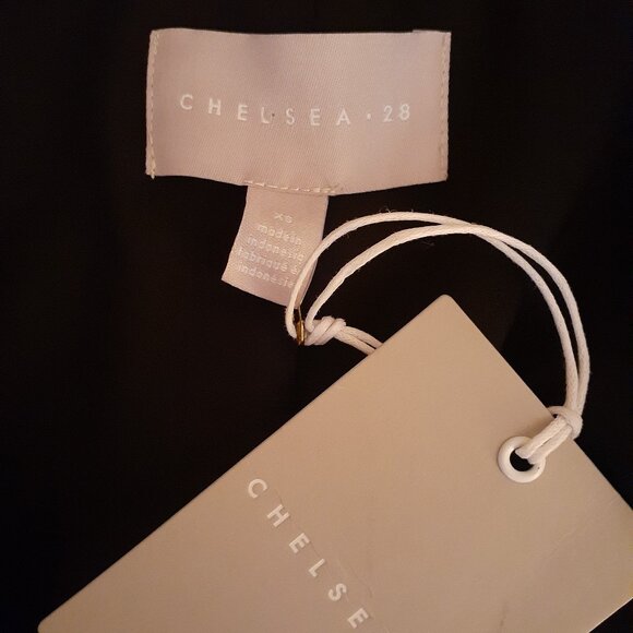 Chelsea 28 Velvet Blazer NWT - Picture 10 of 16